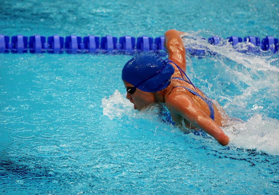 swimming_at_the_2008_summer_paralympics_-_women_butterfly_stroke